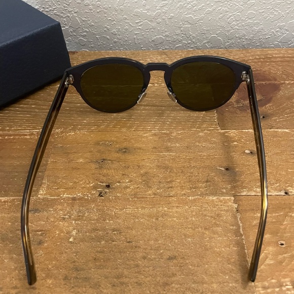 Dior Sunglasses Unisex New main image 6